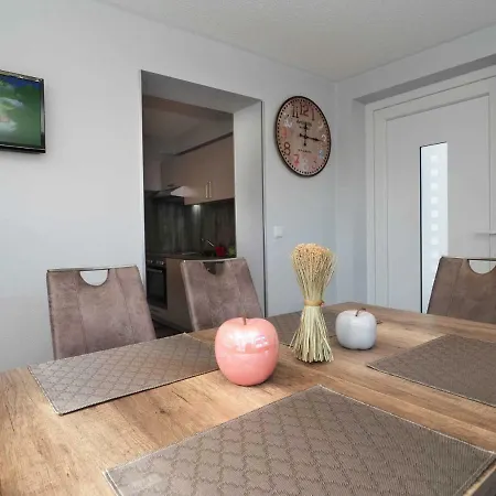 Apartment Stefanie & Bungalows